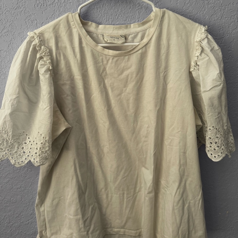 Hyacinth House by Tuckernuck Short Sleeve Mollie Eyelet Blouse Ruffle White XL